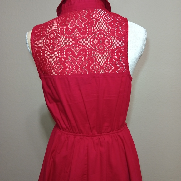 Elegant Red Sleeveless Dress - Picture 13 of 13